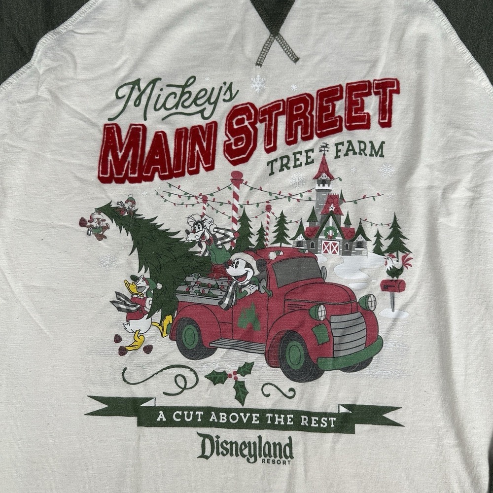 Disneyland Mickey Mouse Shirt Mens Size XXL Main Street Tree Farm Christmas Tee - Picture 3 of 10